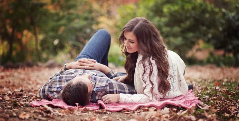 Autumn Cheering up Love