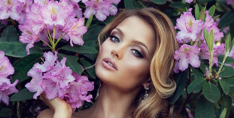 How to Choose Flowers for your Lady