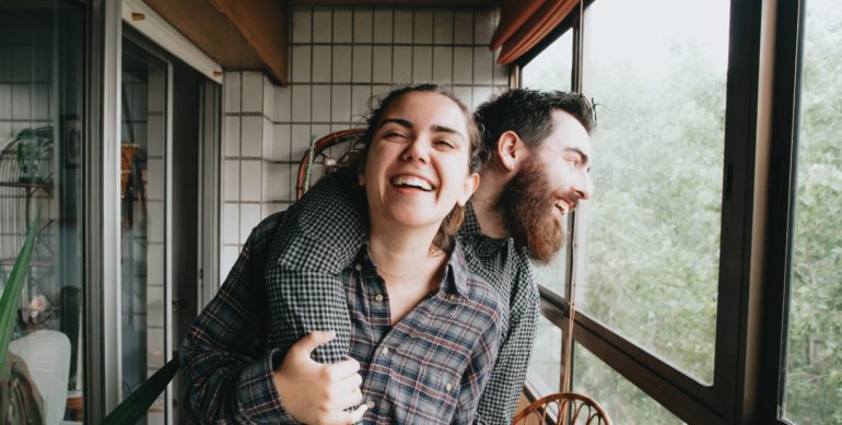 6 Habits that Strengthen Relationships. Proven by Science.