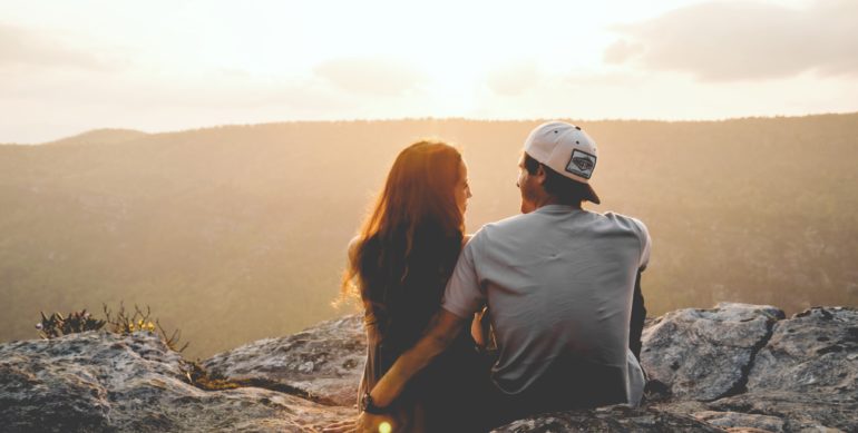 6 things you need to pay attention to at the beginning of a relationship