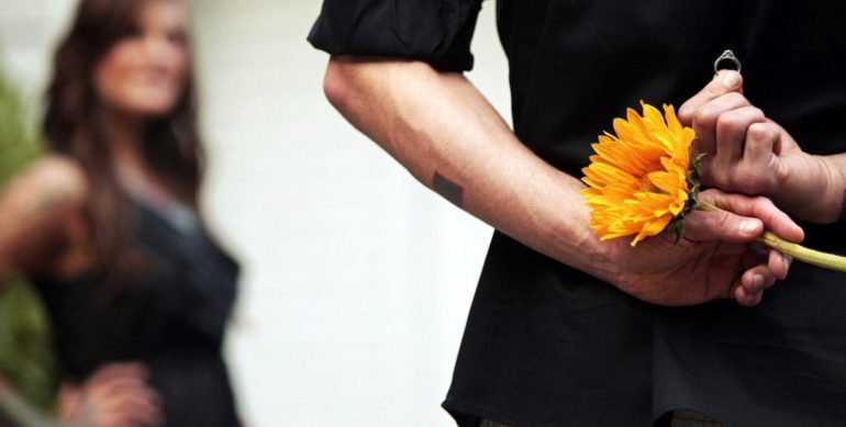 Old-fashioned romantic gestures that are still relevant today