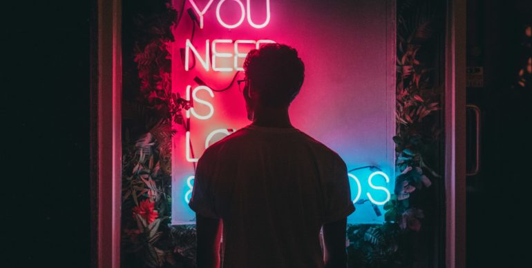 A few facts about how falling in love affects your personality