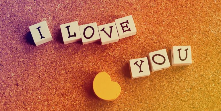 How to confess your feelings to a girl if you are afraid that they are not reciprocated