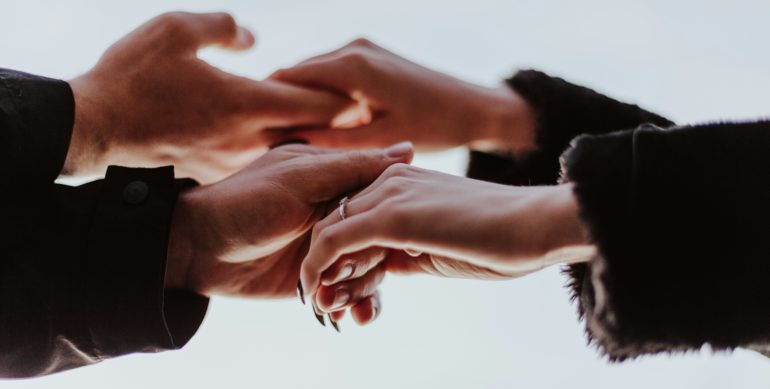 How to know your girlfriend makes you better and helps you grow