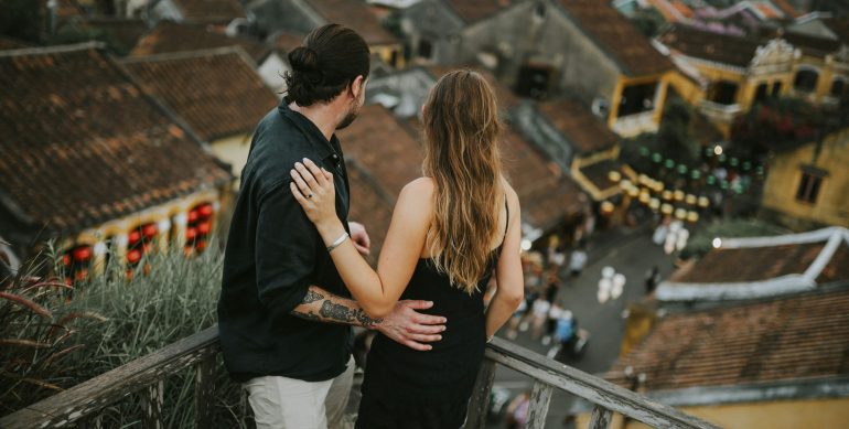 8 Steps to Handle Sensitive Topics Without Losing Her Trust